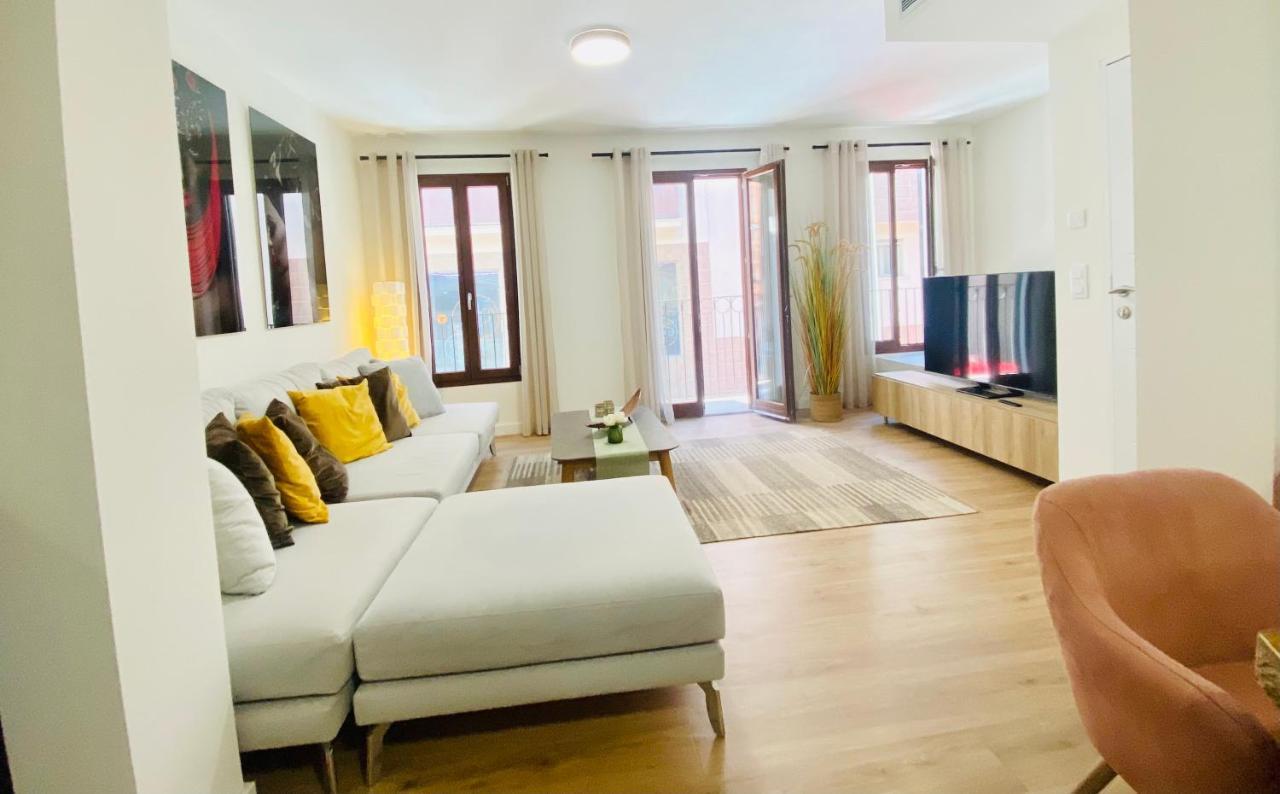 Hotel Apartment With 2-En Suite Bedrooms 팔마데마요르카 외부 사진